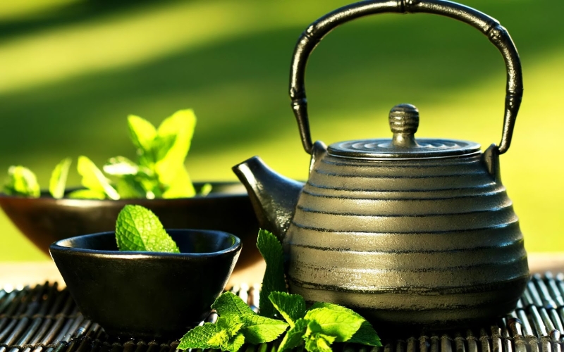 Uống trà xanh giúp giảm mỡ