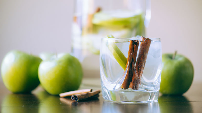 Apple Cinnamon Water Recipe - Tablespoon.com