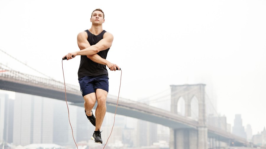 7 Jump Rope Workouts to Blast Fat and Get Fit | Men's Journal