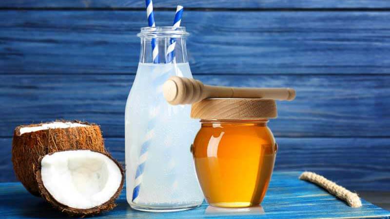 Nước dừa pha mật ong: Công dụng, cách pha và thời điểm uống nước dừa pha mật ong tốt nhất