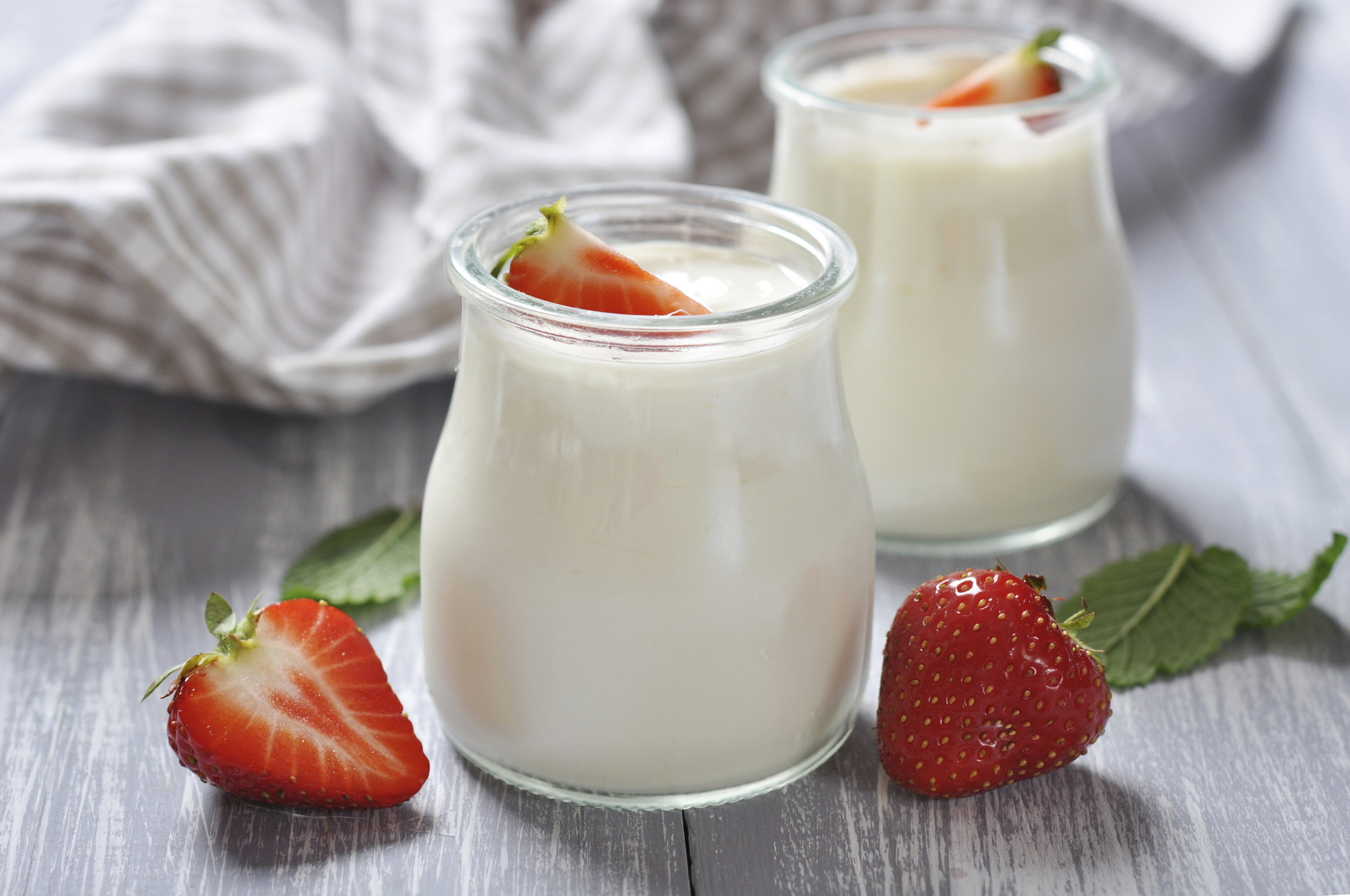 Cách làm yaourt bằng sữa tươi ngon và đơn giản ngay tại nhà