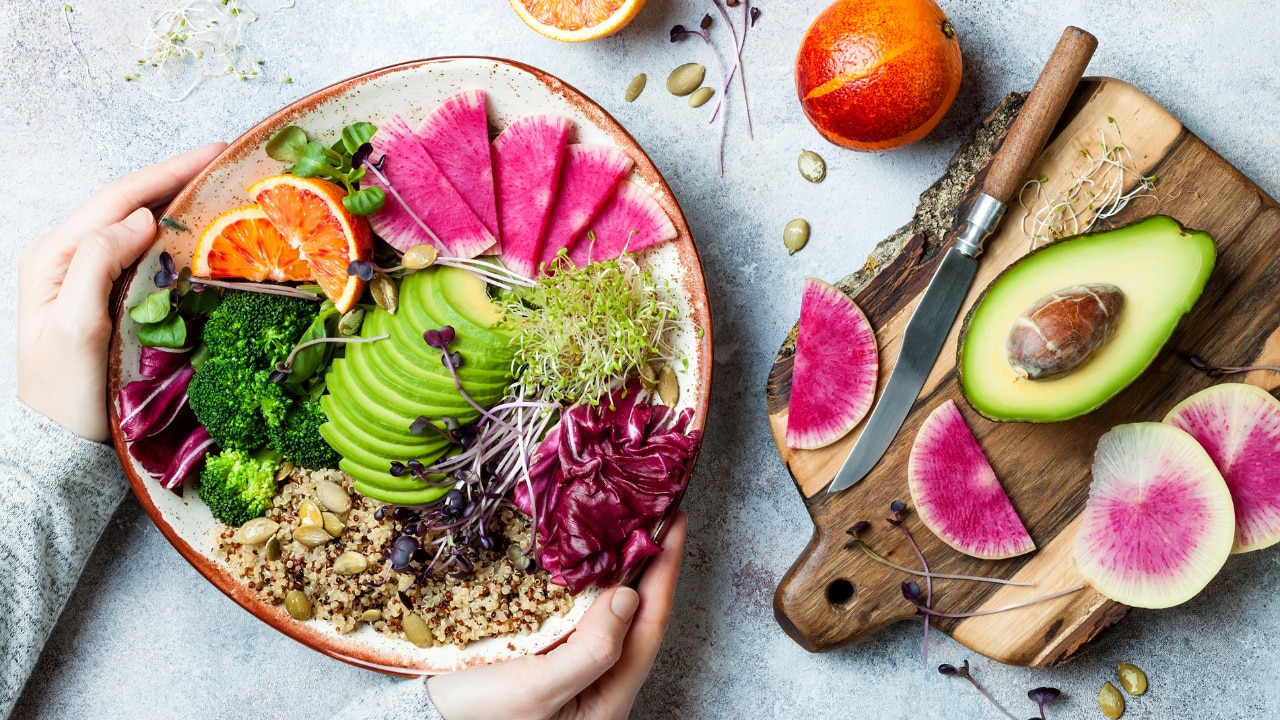 How to eat healthy on a budget in Australia 2022 | body+soul