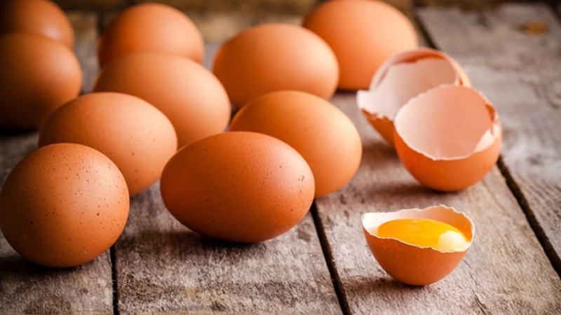 Lòng trắng và lòng đỏ trứng có hàm lượng calo khác nhau