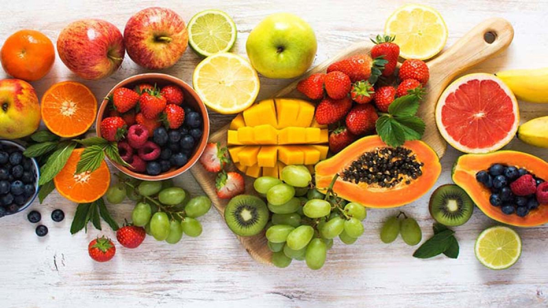Ăn nhiều trái cây ít calo mà không tập thể dục cũng dễ tăng cân nhé!