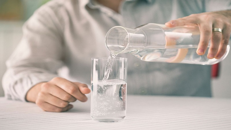 Cách uống nước lọc giảm cân