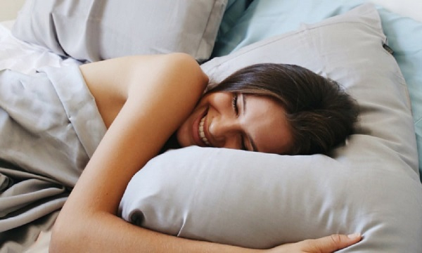 Ngủ nude giúp cơ thể tăng khả năng miễn dịch
