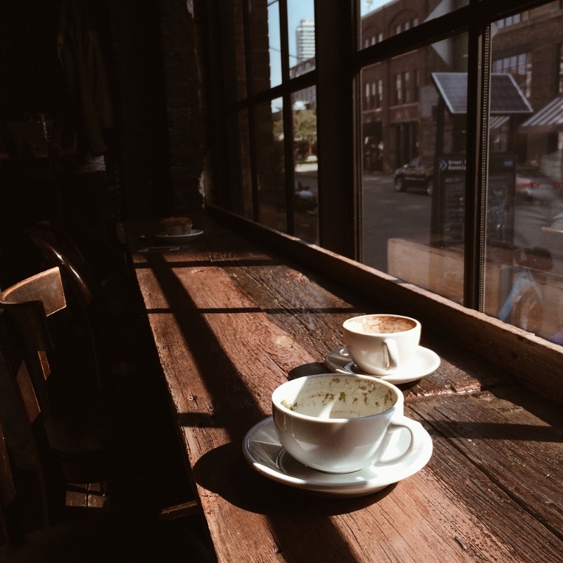 Một ly cà phê buổi sáng giúp bạn tỉnh táo hơn