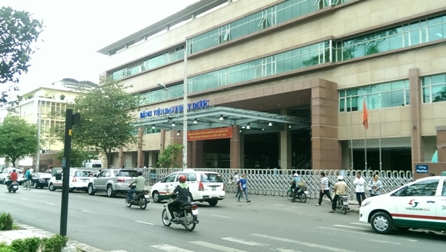 Đường Hồng Bàng trục đường chính chạy qua bệnh viện đại học y dược