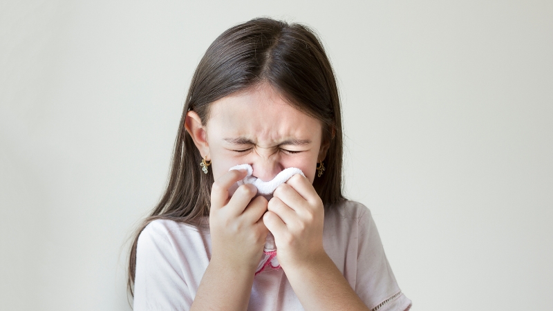 Cách phân biệt bệnh do virus RSV và cúm mùa
