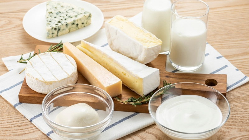 Hạn chế sữa và các sản phẩm từ sữa (trừ sữa chua)